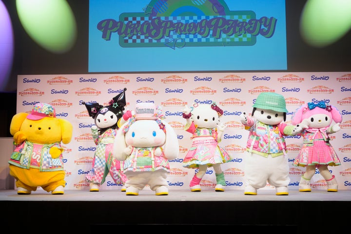 サンリオキャラクター（左から）ポムポムプリン、クロミ、シナモロール、ハローキティ、ポチャッコ、マイメロディ