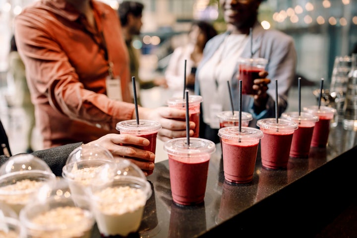 The GI of smoothies can vary quite a bit, but recent research noted that the types studied ranged from 35 to 40 GI.