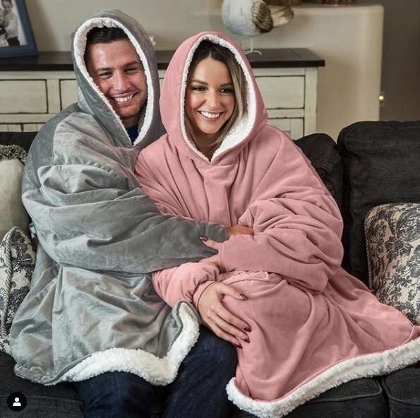 31 Cozy Blankets From Throw Blankets to Candle Warmers | HuffPost Life