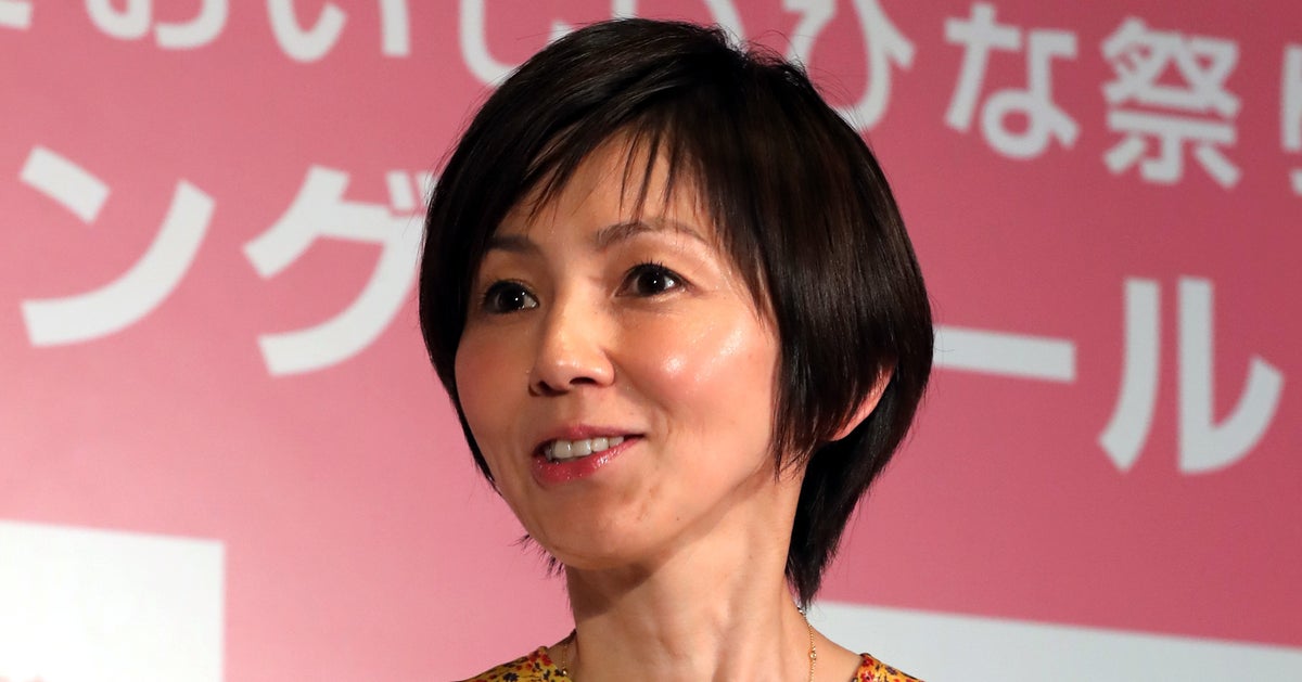 渡辺満里奈、手作りのひまわり柄パンツが「おしゃれ」と話題。「型紙ほしいです」「ミシン上手」