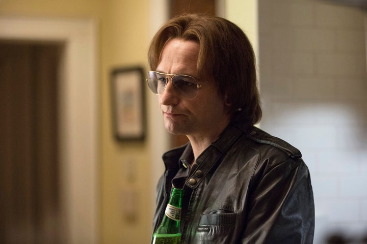 Matthew Rhys como Philip Jennings na sexta temporada de The Americans