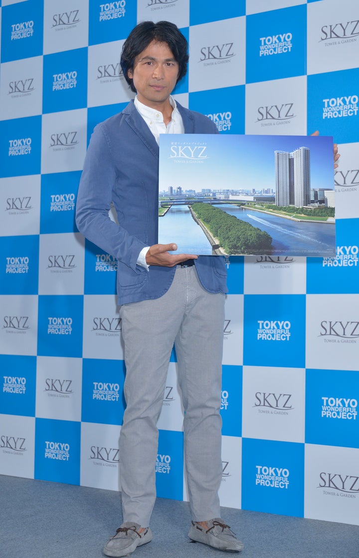 東京・豊洲に建設される高級マンション「東京ワンダフルプロジェクト ＳＫＹＺ ＴＯＷＥＲ＆ＧＡＲＤＥＮ」のＣＭイメージキャラクターに選ばれ、記者発表会に出席した俳優の江口洋介さん（東京都中央区晴海） 撮影日 2013年06月04日