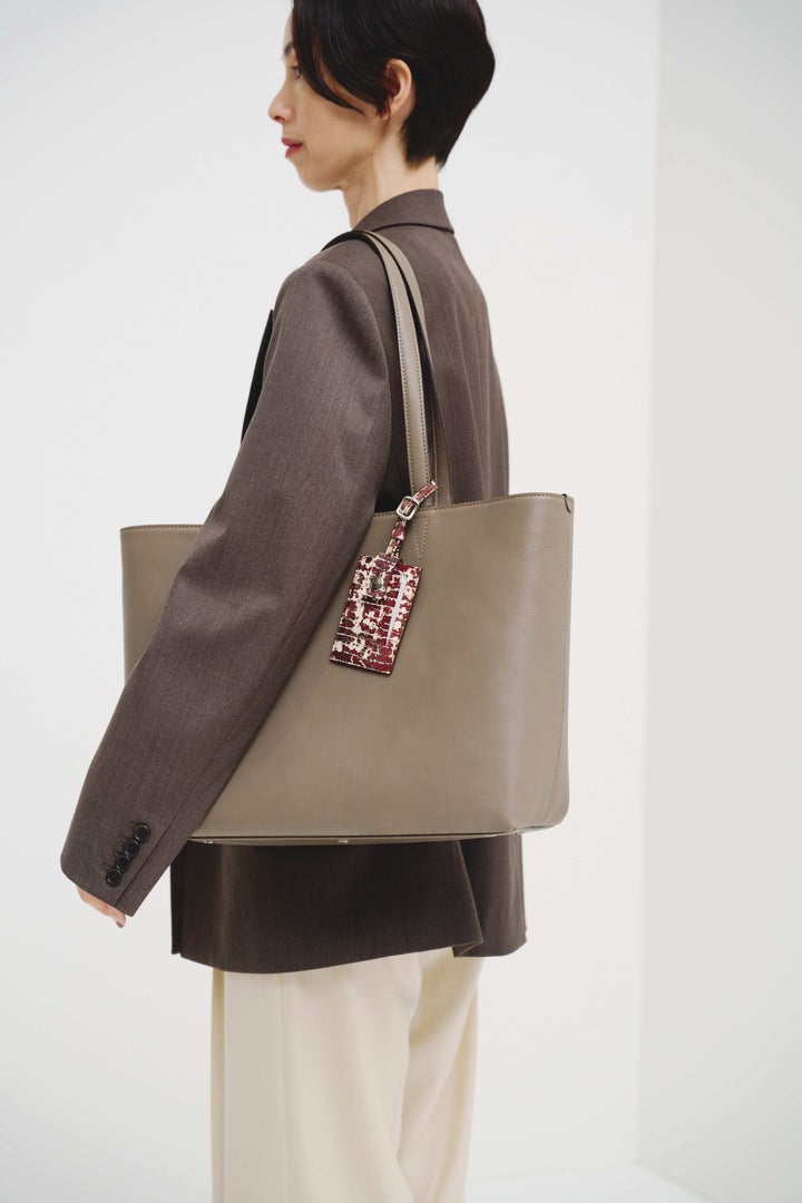 伊賀 敢男留氏 レザートートバッグ「楽譜」