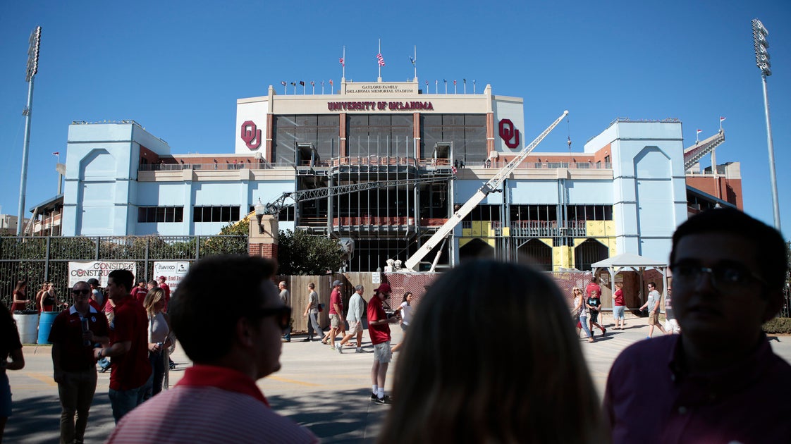 Iranian Studies Professor Detained By Immigration Officials