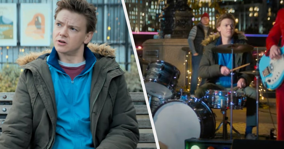 Thomas Brodie-Sangster's New Christmas Ad Is A Must-See For Love Actually Fans