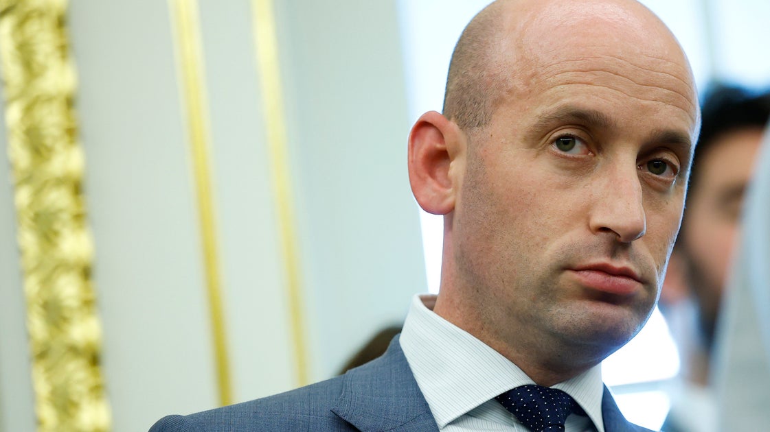 'Alpha Male' Dating Advice Is Everywhere. Here's What Dating Experts Really Think.