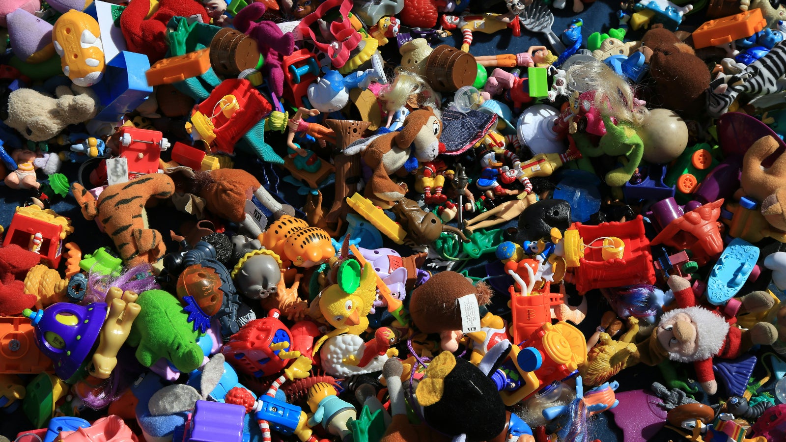Try This Kids' Toy Organisation Trick Now For A Clutter-Free Christmas