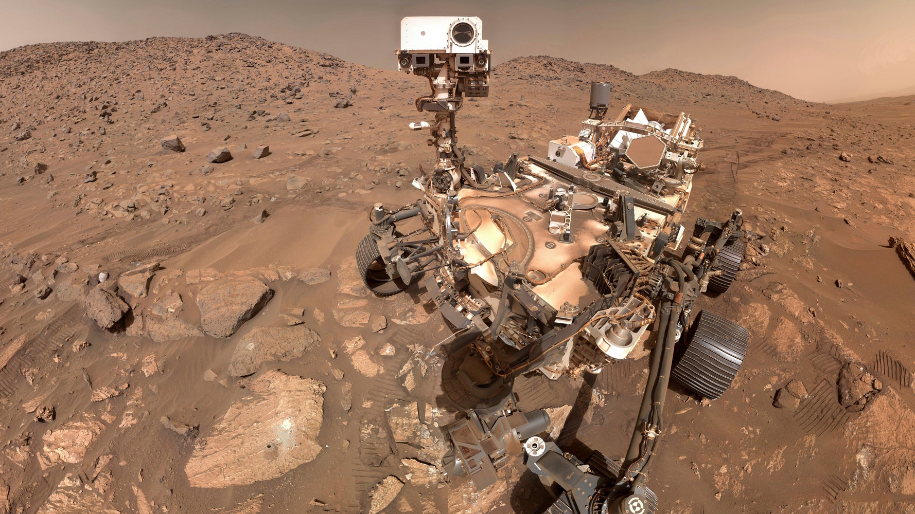 Scientists Capture Strange Crackling Sounds on Mars