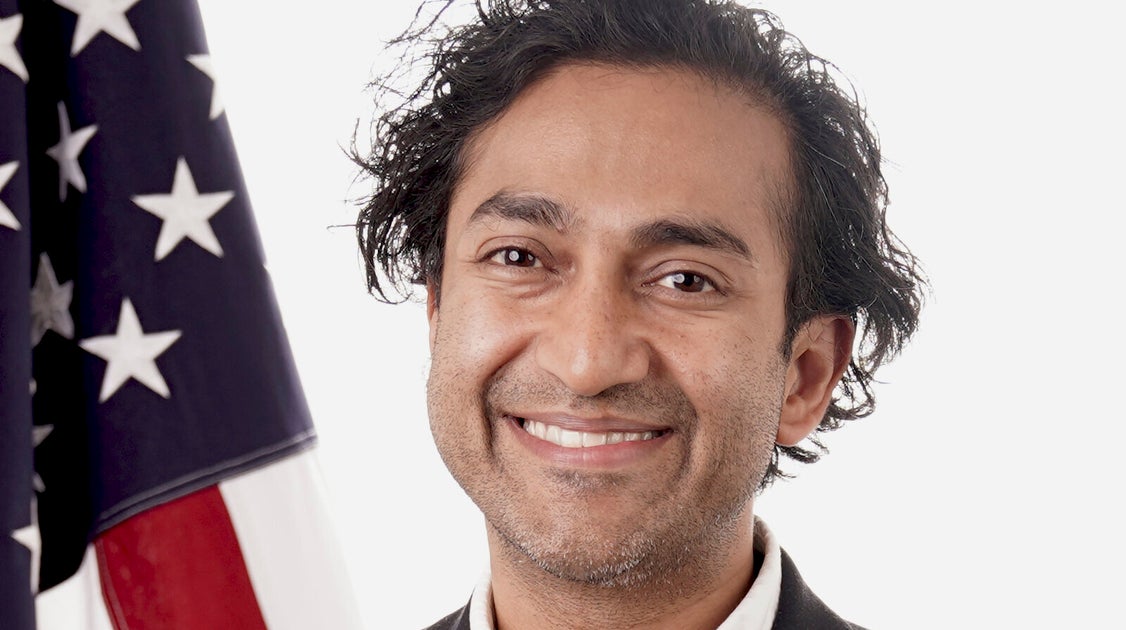 FDA Official Proposes ‘Path Forward’ For Vaccines After Linking COVID Shot To Deaths Of 10 Kids