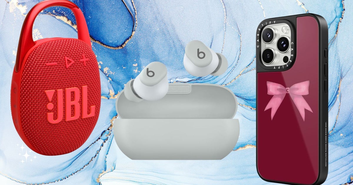 17 Tech Stocking Stuffers That Are Great Gifts