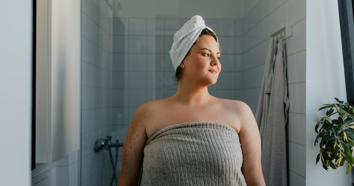 This Heated Bath Mat Is The Perfect Fix For ‘Uncomfortably Cold’ Bathroom Floors — And 30% Off