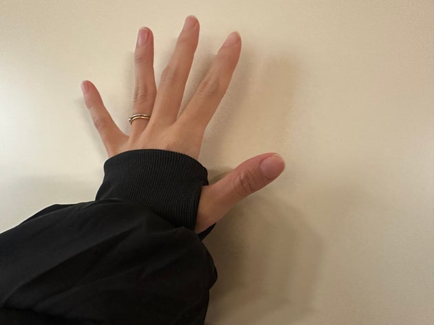 リブにサムホール