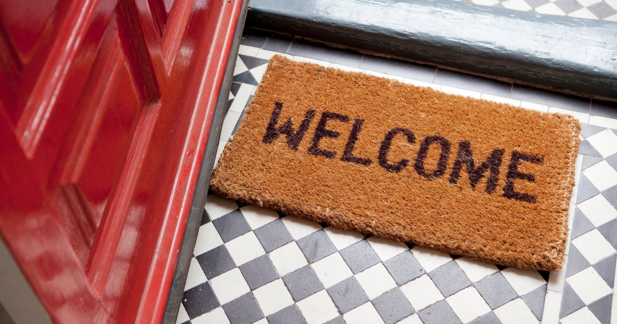 People In The UK Are Opening Their Doors to Refugees – And Finding New Family