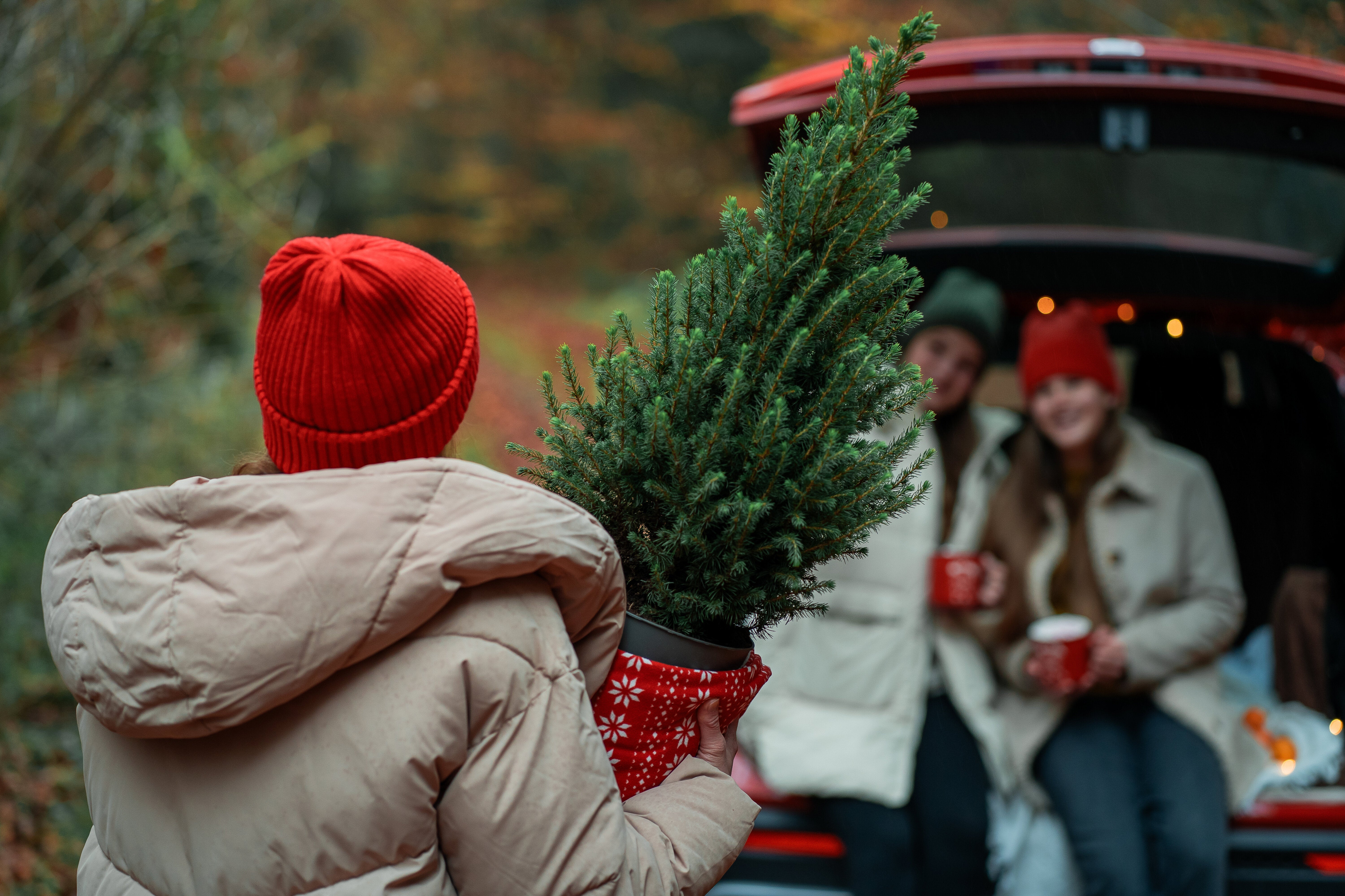 This Is What Really Goes Into The ‘Exhausting’ Christmas Magic Parents Create Each Year