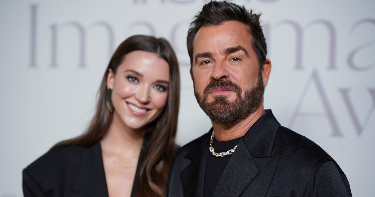 Justin Theroux, Nicole Brydon Bloom Announce Big Change To Their Family