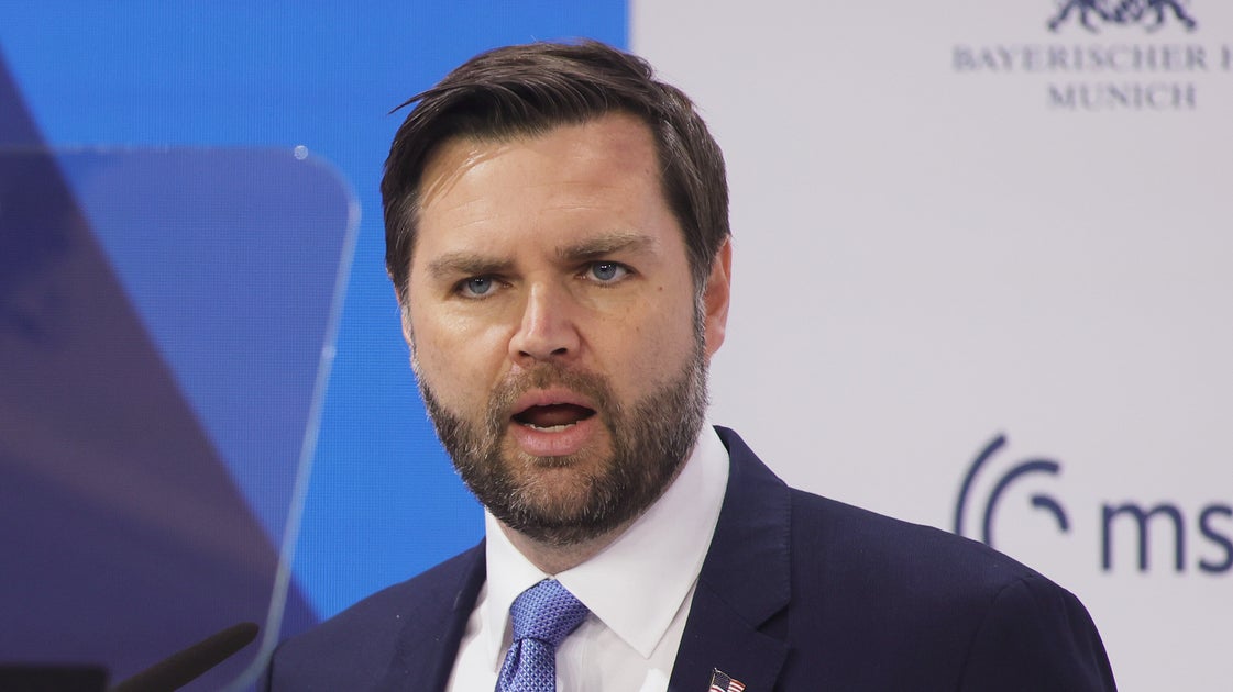 JD Vance Found A Way To Get Everyone Talking About *That* Alleged Photo With His Wife