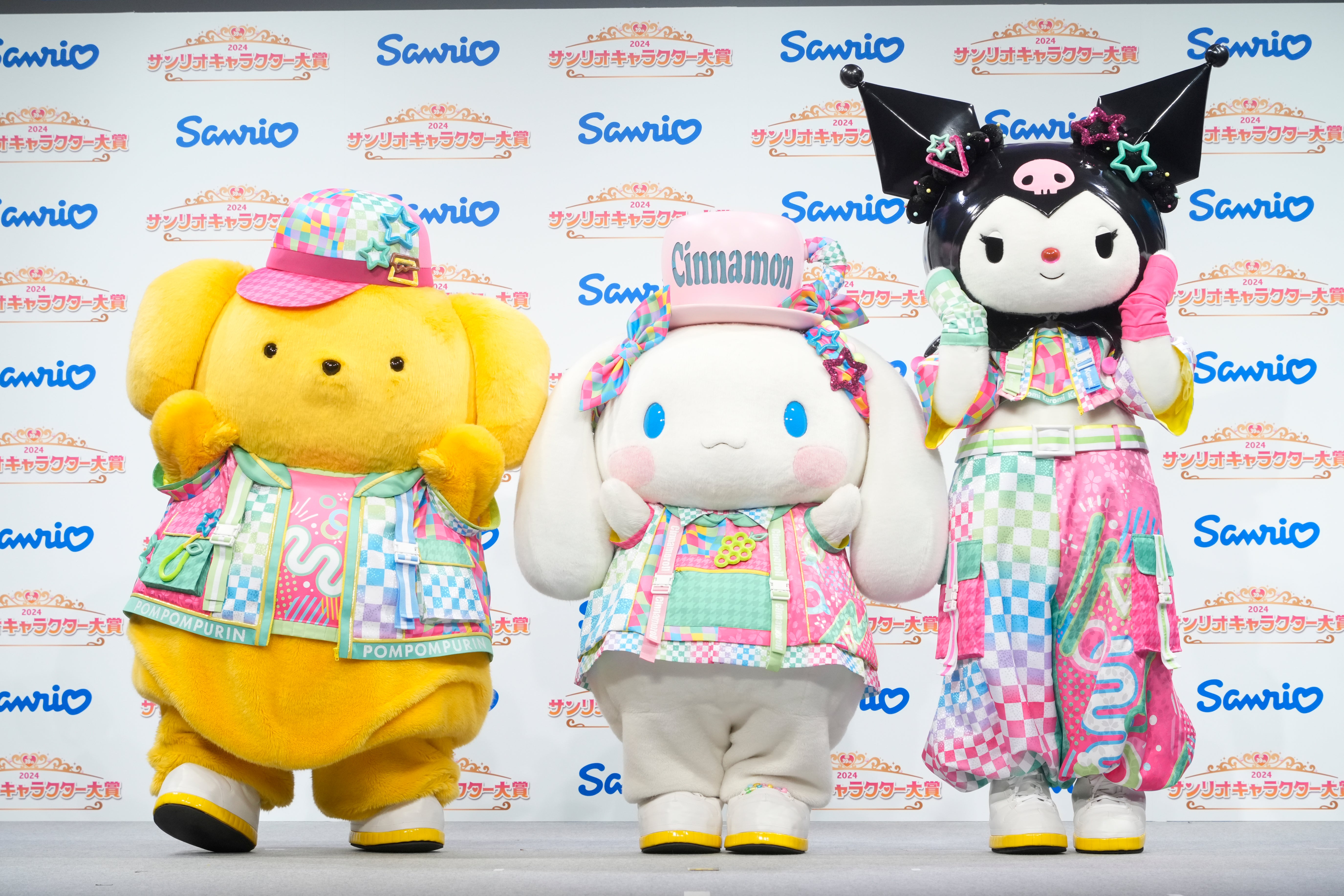 ポムポムプリンの初めて見るショットにネット騒然⇨「帽子とってるとこ初めて見たかも！」「撫でたい」の声