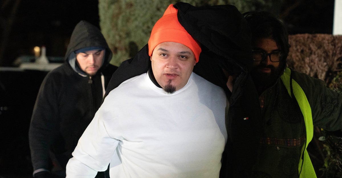 Kilmar Abrego Garcia libéré de la détention fédérale pour immigrants sur ordonnance du juge et rentre chez lui Kilmar Abrego Garcia libéré de la détention fédérale pour immigrants sur ordonnance du juge et rentre chez lui