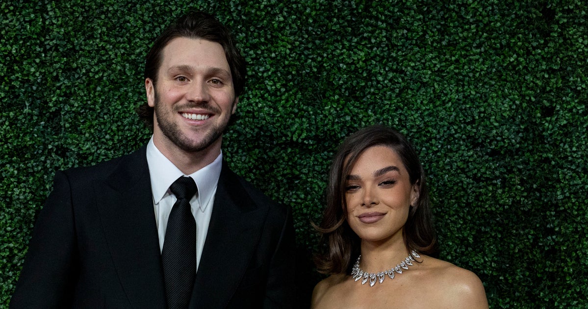 Hailee Steinfeld And Husband Josh Allen Announce Big Change To Their Family