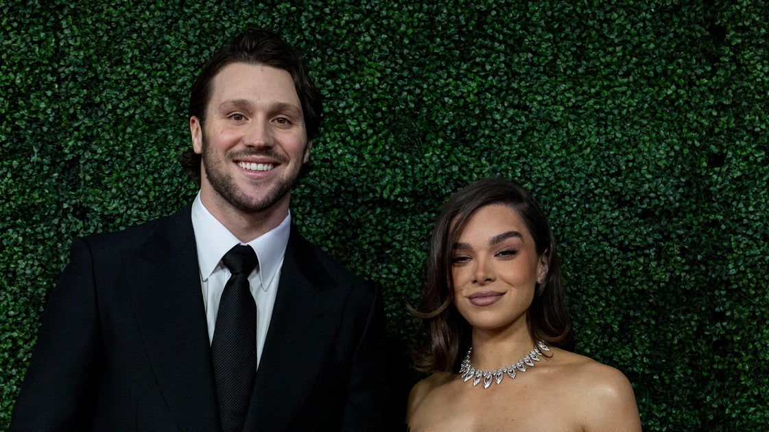 Hailee Steinfeld And Husband Josh Allen Announce Big Change To Their Family - HuffPost