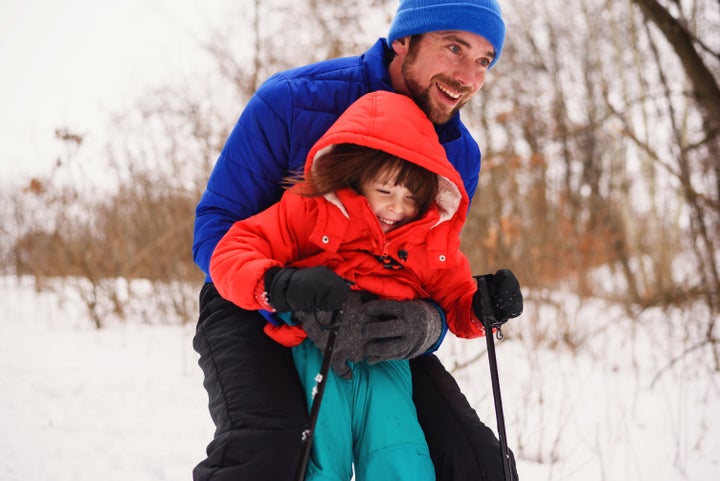 ER docs insist that you and your kids should wear helmets while skiing or snowboarding.