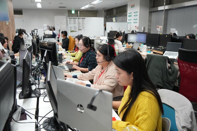 様々な言語が飛び交うGTNのオフィス