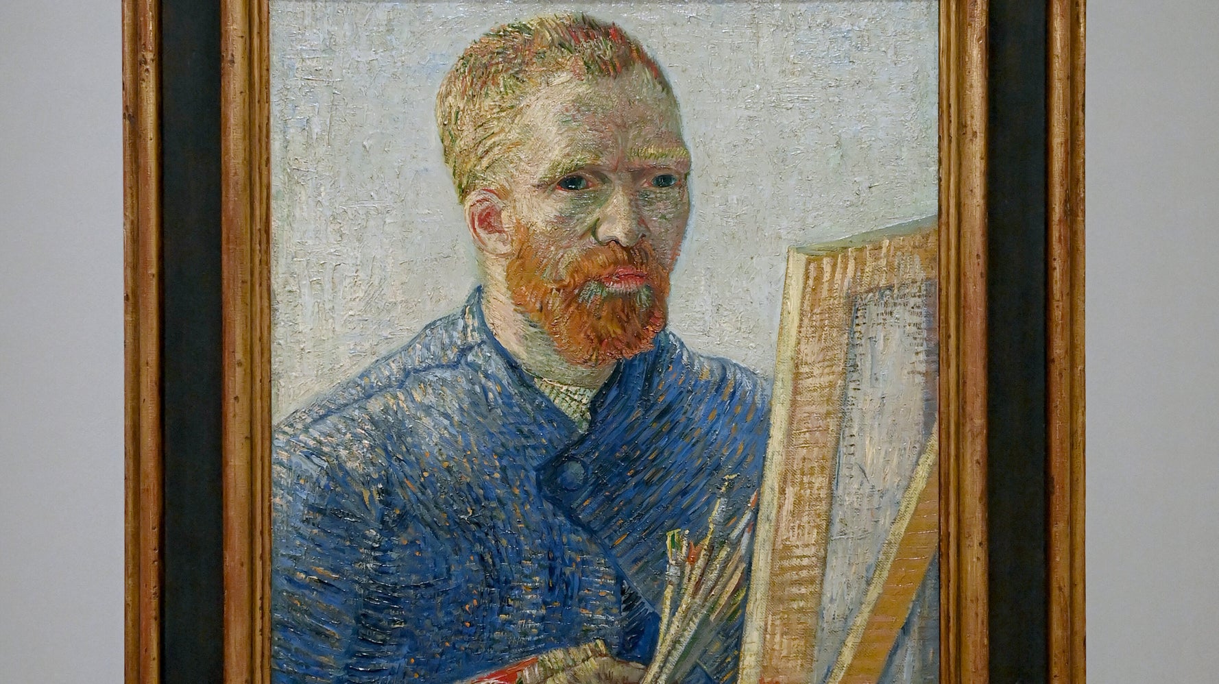 ゴッホ展】ミッフィー、すみっこぐらしの“自画像”コラボぬいぐるみが