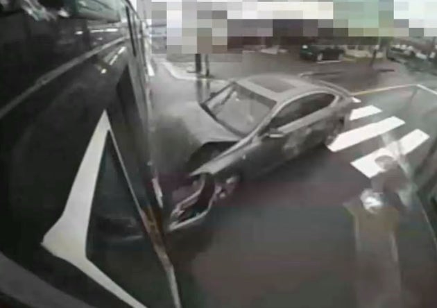 事故の瞬間を捉えた映像