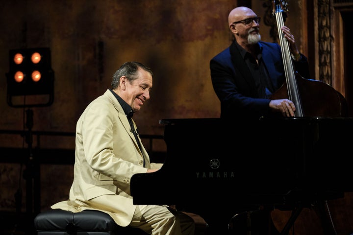 Hootenanny de Jools Holland é um elemento básico da programação de Ano Novo da BBC