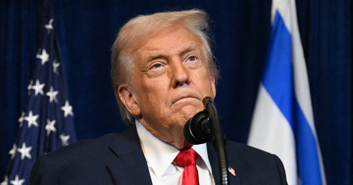 Trump's Post About Fallen 'Eagles' Embarrassingly Features A Totally Different Bird