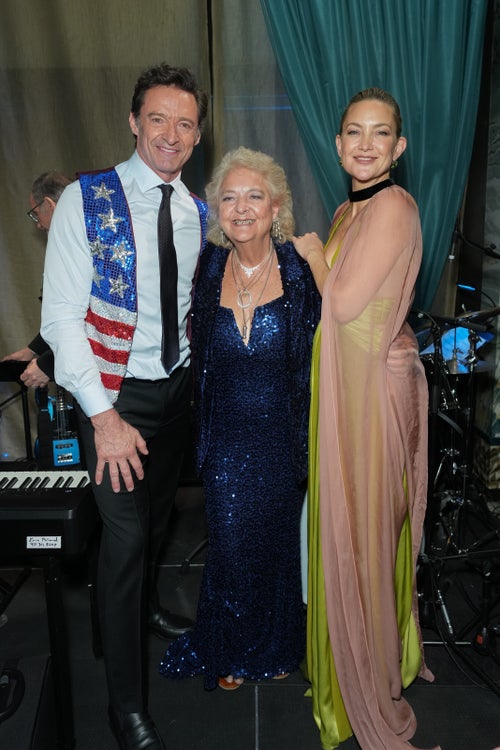 Song Sung Blue' Musician's Son Calls Kate Hudson, Hugh Jackman 'Monsters' |  HuffPost Entertainment