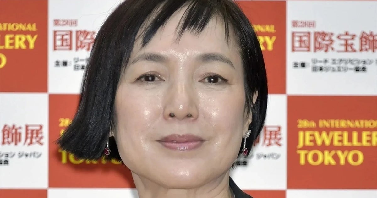 桃井かおり、自宅ガーデニングで育てた「レモン」を公開。LAの庭に「めっちゃステキ」の声