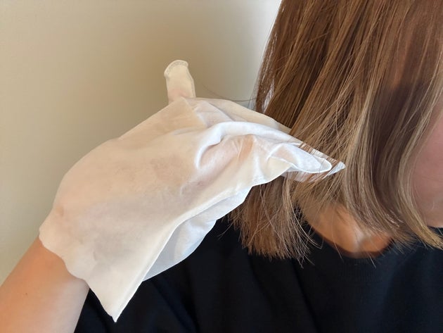 手櫛で髪の汚れがするする取れる！