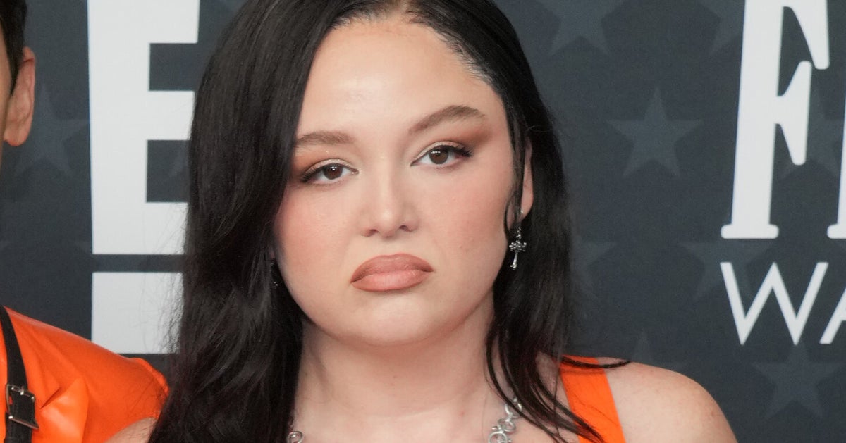 Stalter Megan Stalter's Kylie Jenner Homage Was The Real Winner At The Critics ...