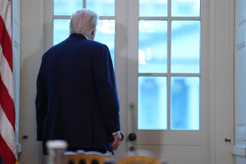 Trump Walks Away From Meeting To Stare Out Window | HuffPost UK Politics