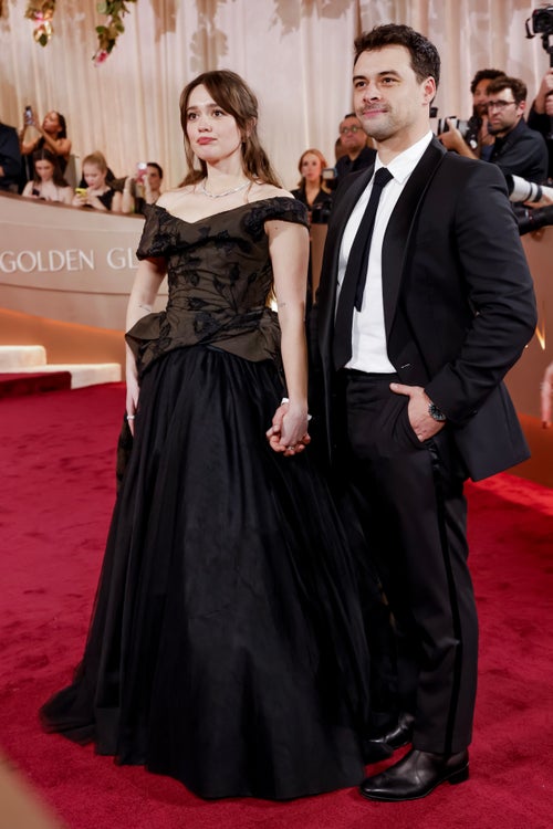 Aimee Lou Wood Walks Golden Globes Red Carpet With Boyfriend Adam Long |  HuffPost UK Entertainment