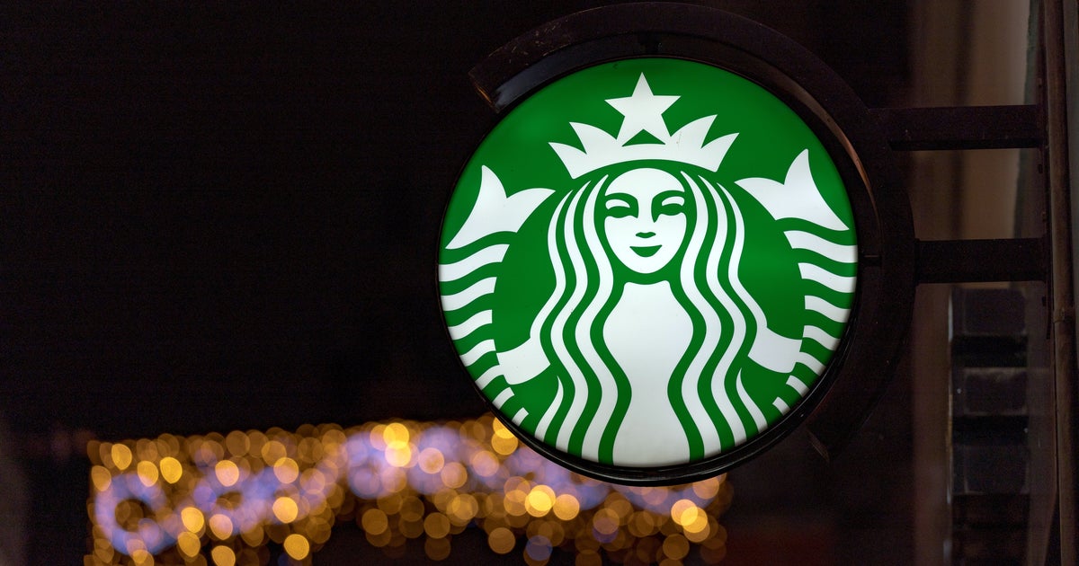 スタバの新作タンブラーの価格に「財布が溶ける」と反響。1万9500円でも即完売。販売当日から転売も