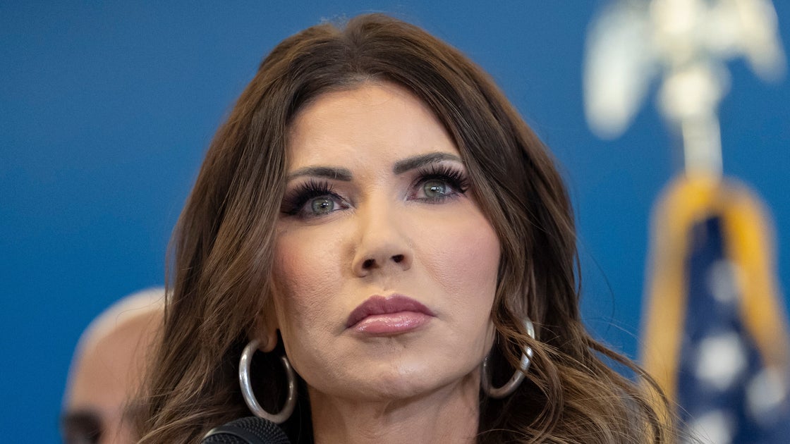 Kristi Noem Says ICE Agents ‘Doing Everything Correctly' In Minneapolis