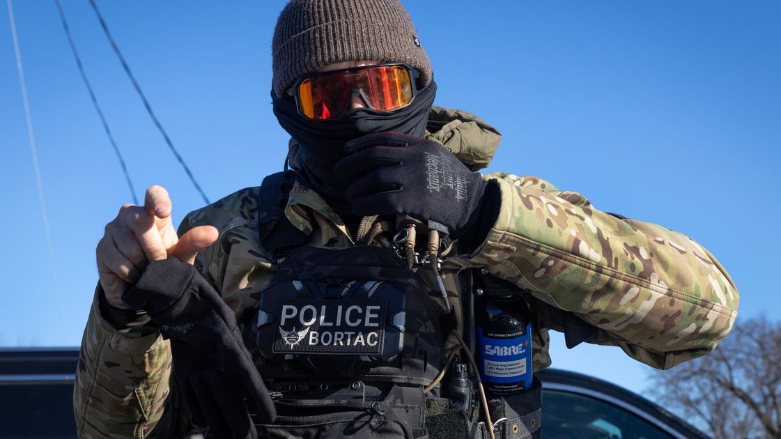 Pentagon Readies Troops For Potential Minnesota Deployment, Senator Says ICE Must Be 'Totally Torn Down': Live Updates