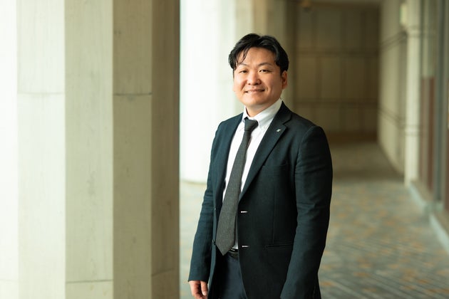 オリエンタルコンサルタンツグローバル プランニング事業部 地球環境・農業開発部 農業・農村開発グループ課長 井上和彦さん。アフリカ諸国（カメルーン、ギニア、モザンビーク）において、コメの販促やバリューチェーン強化、バイオ燃料のサプライチェーン調査等のプロジェクトに従事。2023年から2年間、社内のI&D推進委員も務めた。