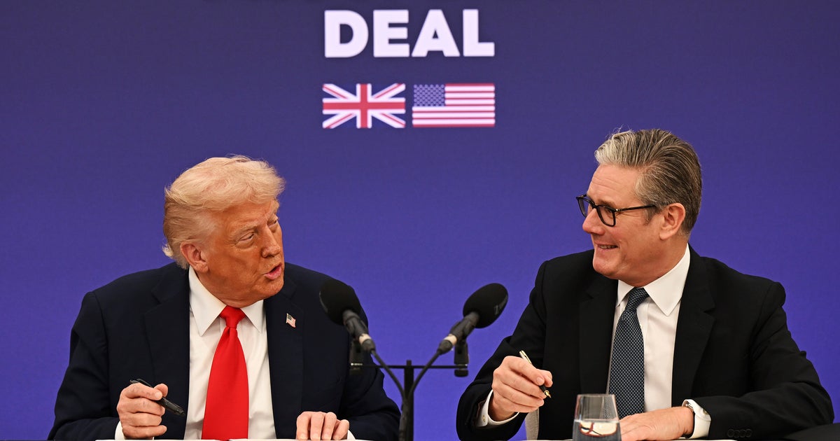 Donald Trump bezeichnet Keir Starmers Entscheidung, die Chagos-Inseln ...