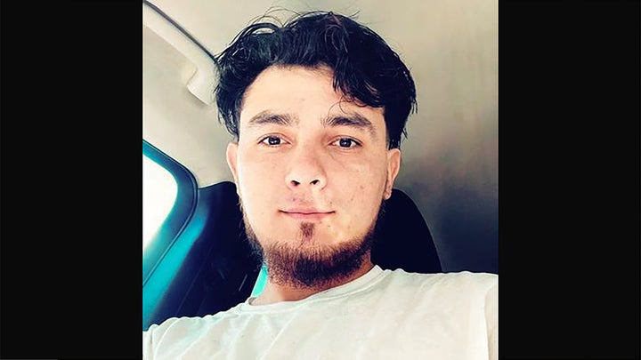 Henríquez Serrano was on his way to work at a local tavern when he stopped to get gas for his car and immigration agents surrounded him.