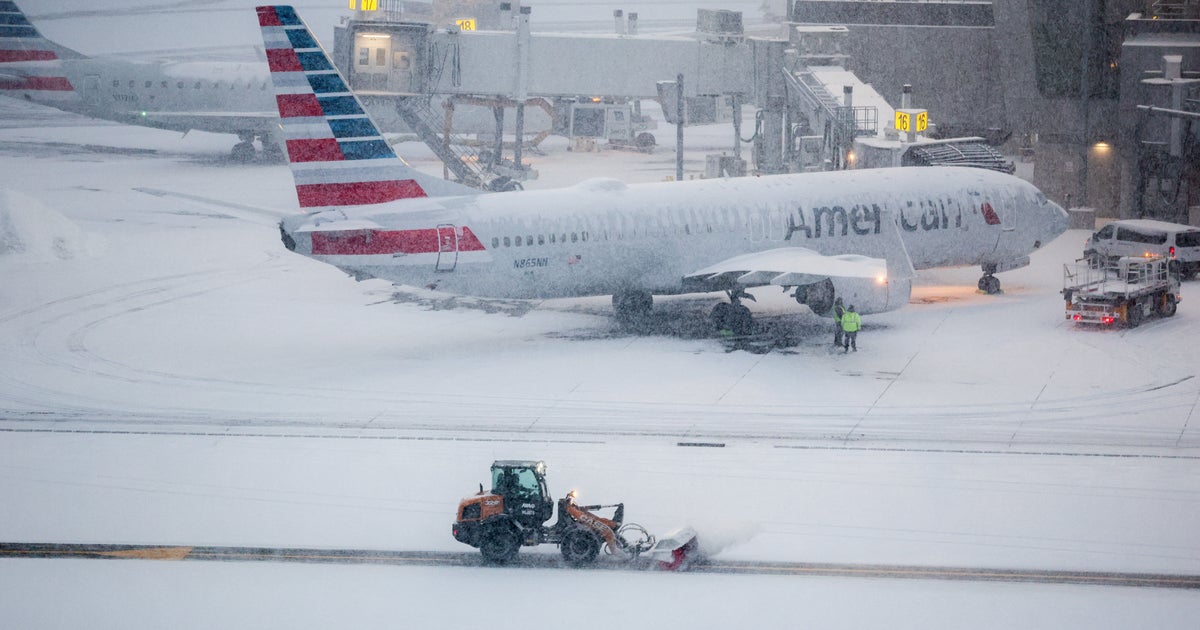 More Than 10,800 Flights Canceled Sunday Ss Massive Winter Storm Sweeps Across U.S.