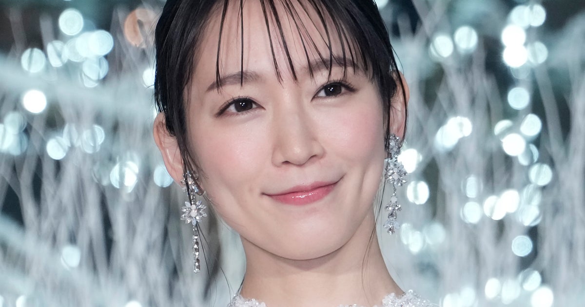 吉岡里帆が「玉ねぎヘア」披露、映画で黒柳徹子役に。「徹子さんそのまんま」と反響