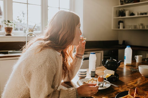 b12 injections huffington post Why Vitamin B-12 Is So Good For Your Brain Health