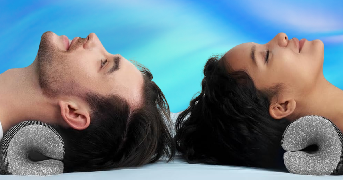 This Heated Neck Stretcher Is A Hidden Gem — For Only $25 On Amazon