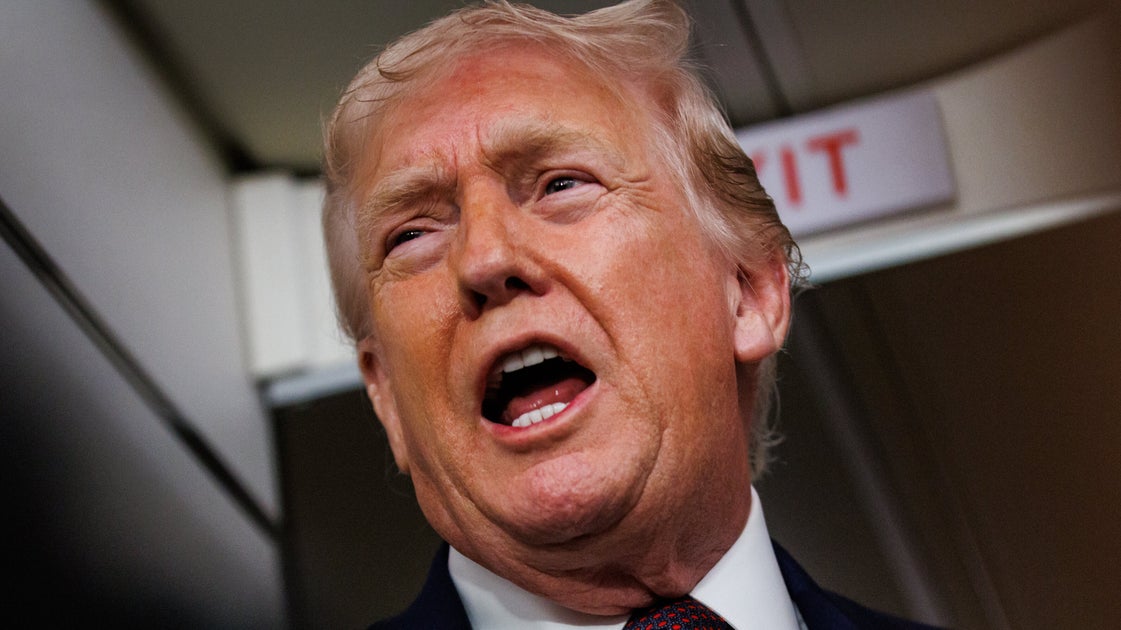 Trump Seems To Forget A Key Word At The Most Awkward Possible Time