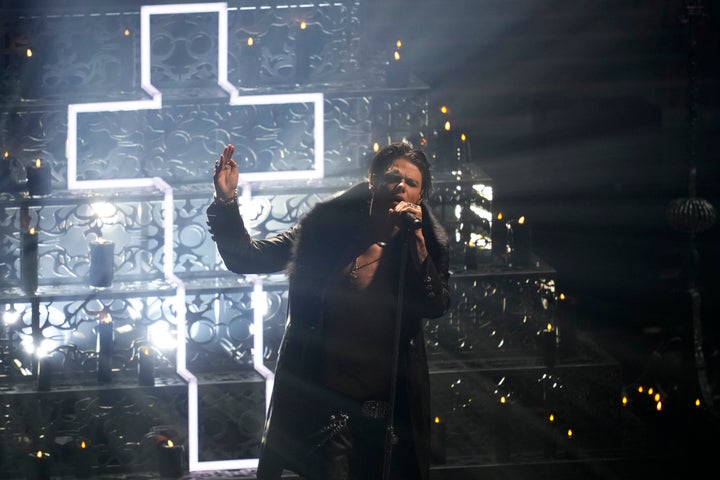 Yungblud on stage at last year's VMAs