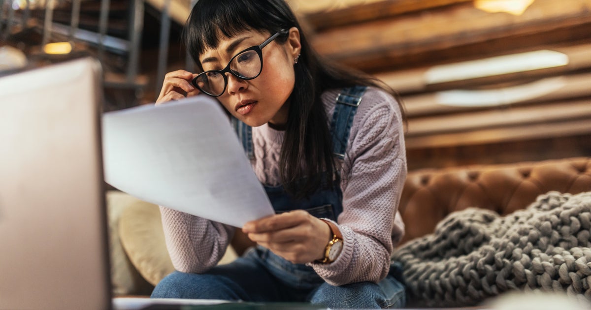 Is 'Bag Lady Syndrome' Messing With Your Finances?