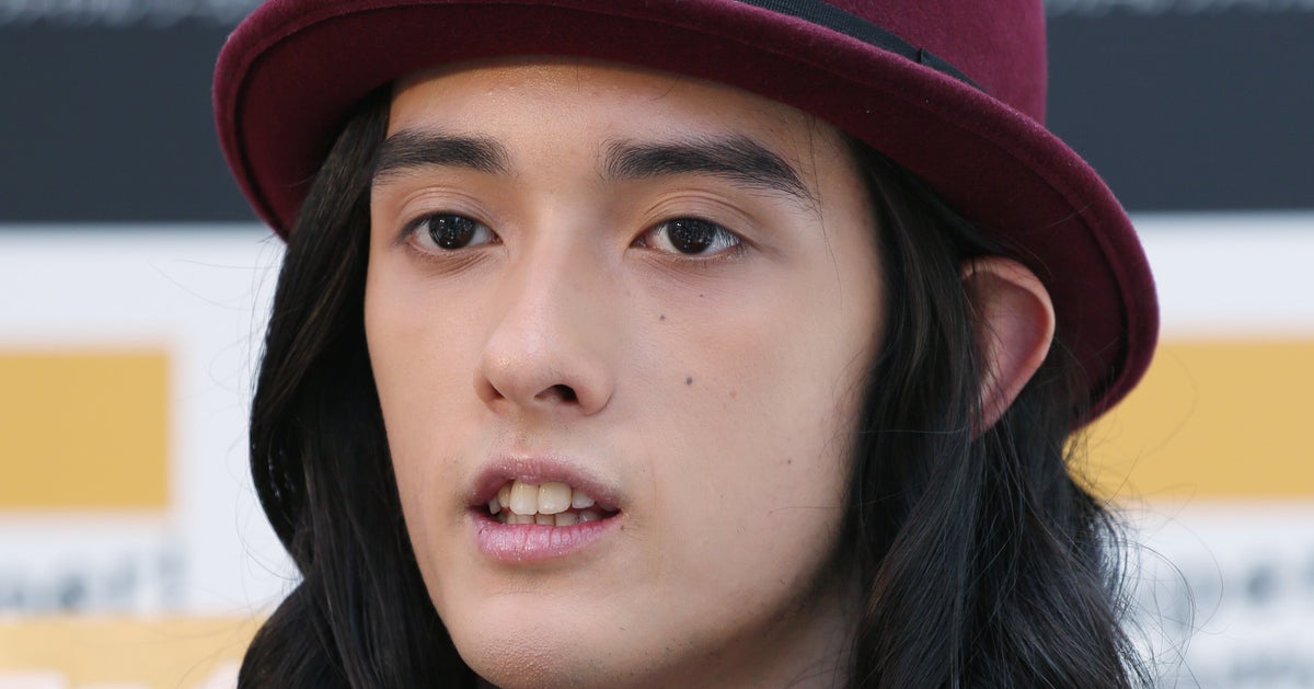 栗原類、「一目惚れした」メンズワンピースを紹介⇨「似合う」「男性でもキレイや可愛いを楽しむのって素敵」